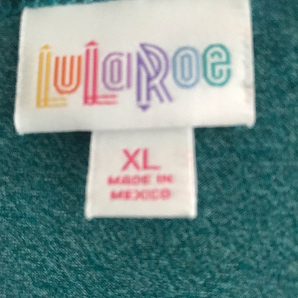 Lularoe Irma xtra large gorgeous blue top - Picture 2 of 2